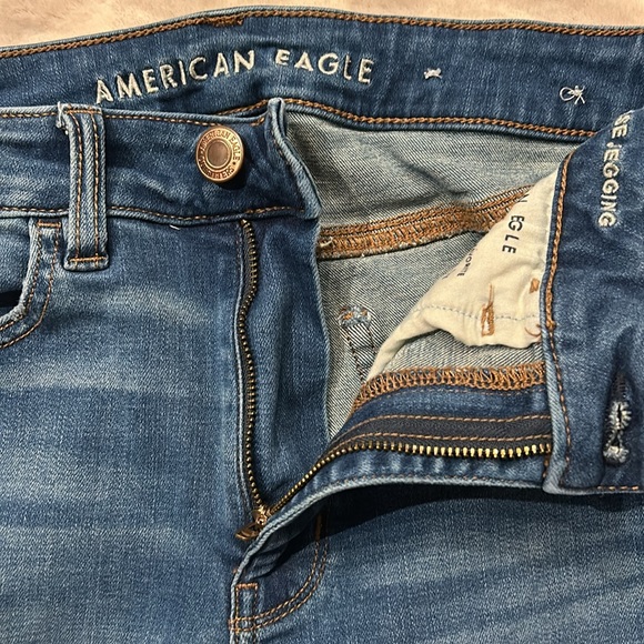 American Eagle Super Stretch Hi Rise Jegging Jeans Distressed Size 6 - Picture 9 of 14